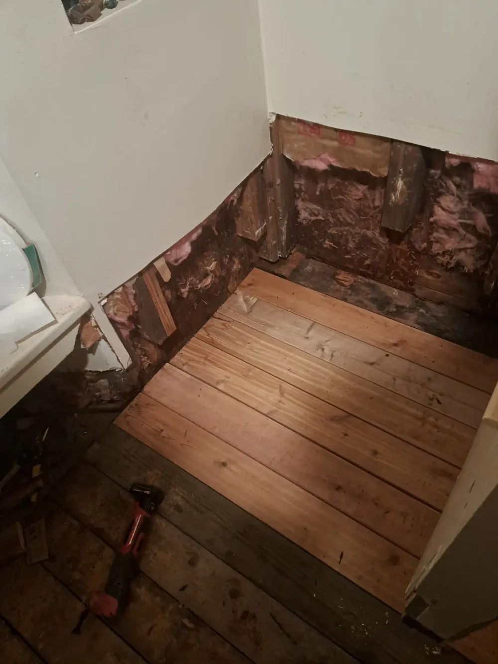 Bathroom Restoration B image